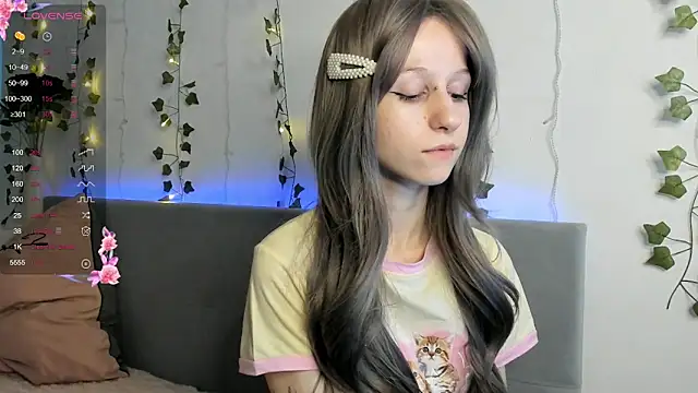 Annyme0w online show from 12-04-25, 02:48