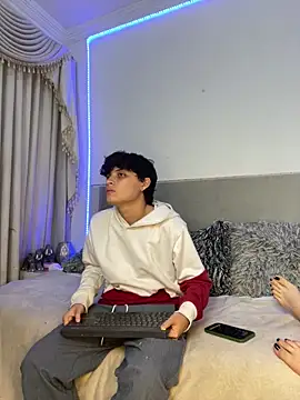 Alice Dark21 online show from 12-19-25, 03:57