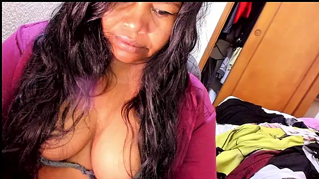 ebonycamelia online show from 04-07-26, 10:31