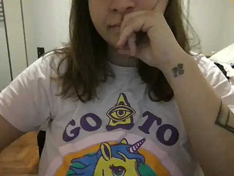 Snapshot of xxxluana chatting on 11-26-25, 11:17 xxxluana online show from 11-26-25, 11:17