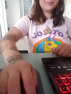 Snapshot of xxxluana chatting on 12-15-25, 02:10 xxxluana online show from 12-15-25, 02:10