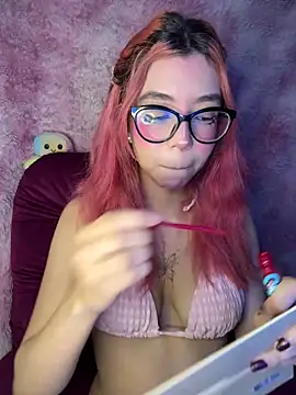 Valen-Foxx1 online show from 04-21-26, 05:03