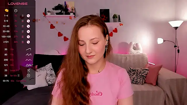 Snapshot of velvet_cherry_ chatting on 11-22-25, 08:46 velvet cherry online show from 11-22-25, 08:46