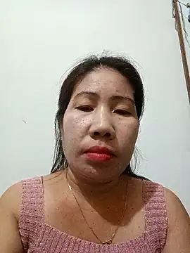 Snapshot of Reema_143 chatting on 11-29-25, 03:59 Reema 143 online show from 11-29-25, 03:59