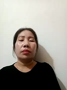 Snapshot of Reema_143 chatting on 12-01-25, 05:18 Reema 143 online show from 12-01-25, 05:18