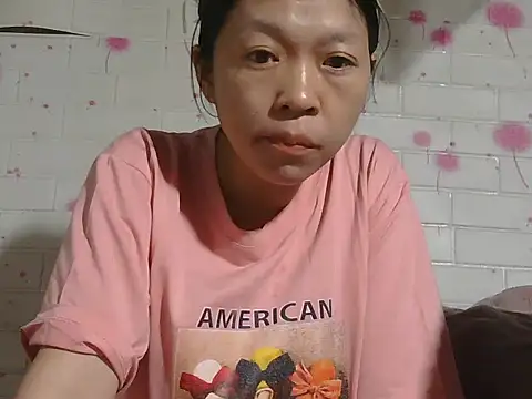 Kim mon online show from 03-11-26, 12:33