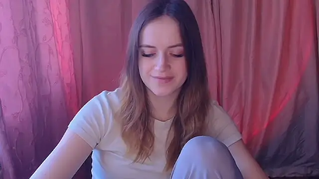 Illa May online show from 03-07-26, 10:45