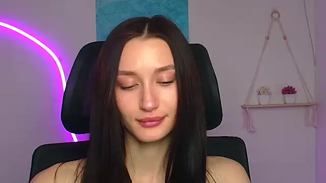 Stella XO online show from 04-20-26, 05:54