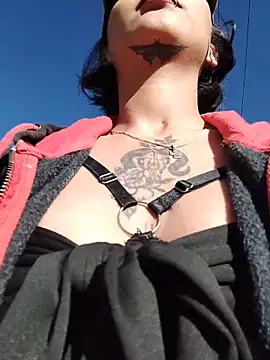 Snapshot of Zoe_addiction chatting on 11-25-25, 12:38 Zoe addiction online show from 11-25-25, 12:38