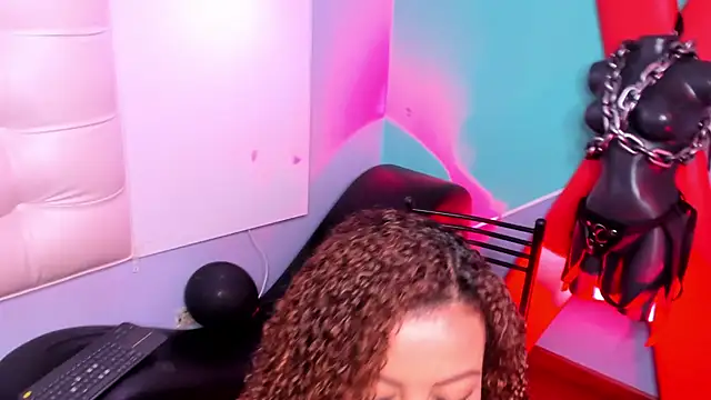 ArhyFoxx1 online show from 02-12-26, 12:00