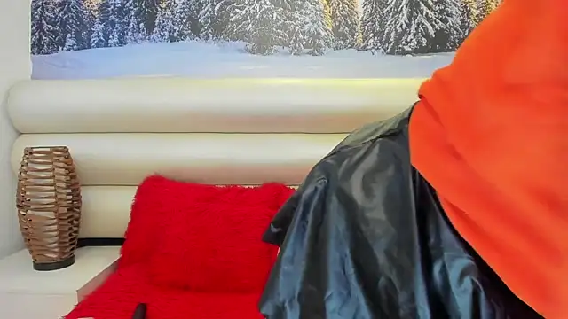 MillyHotsoon online show from 03-19-26, 11:14