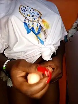 Snapshot of AngelaGraceY chatting on 11-26-25, 07:37 AngelaGraceY online show from 11-26-25, 07:37