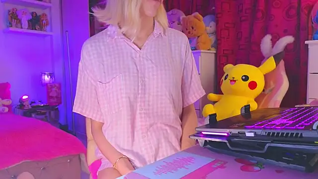 MadamBarbiee online show from 12-01-25, 11:54