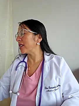 Snapshot of JustSamantha_ chatting on 12-02-25, 02:12 JustSamantha online show from 12-02-25, 02:12