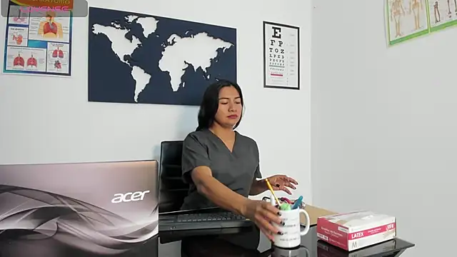 Snapshot of Nanku_Na chatting on 12-14-25, 01:27 Nanku Na online show from 12-14-25, 01:27