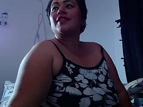 EmilyX34 online show from 12-05-25, 03:04