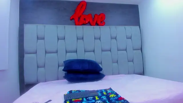 Sarita Ass online show from 11-27-25, 09:22