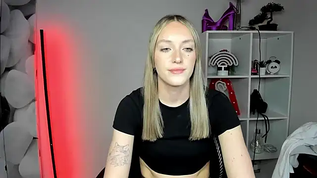 EvelynBlond online show from 02-16-26, 06:48