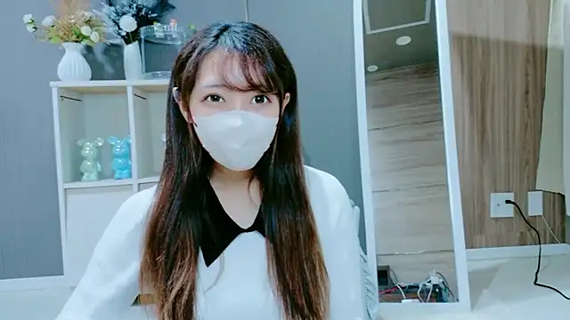 Nami-jpn online show from 12-05-25, 09:51