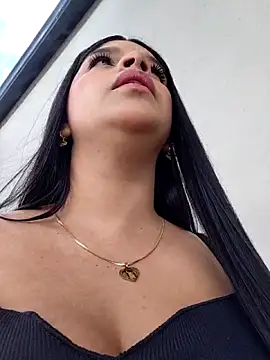 Layla-daring online show from 04-25-26, 07:55