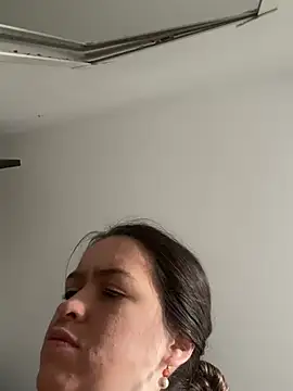 Little  Danni1 online show from 04-26-26, 09:34