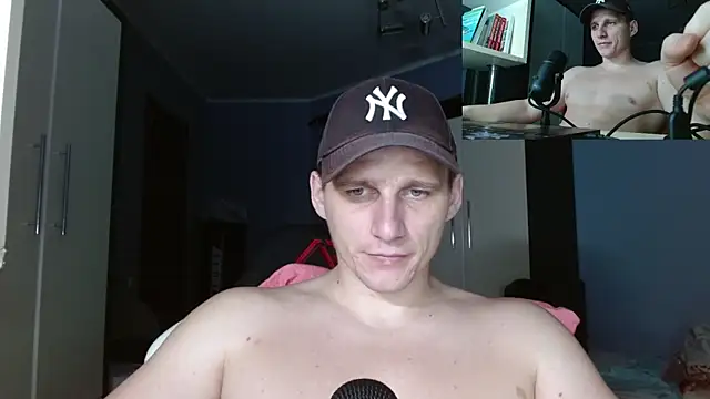 Poliglotjoe1 online show from 12-21-25, 06:31