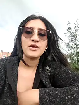 Snapshot of Marilyn_1-2 chatting on 12-13-25, 09:20 Marilyn 1-2 online show from 12-13-25, 09:20