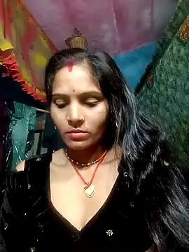 Snapshot of Rt_kinjal chatting on 11-22-25, 08:08 Rt kinjal online show from 11-22-25, 08:08