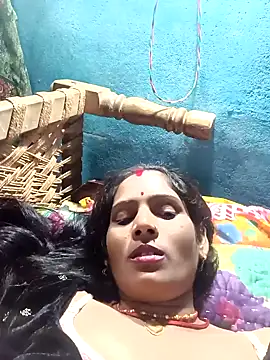 Snapshot of Rt_kinjal chatting on 11-24-25, 04:07 Rt kinjal online show from 11-24-25, 04:07