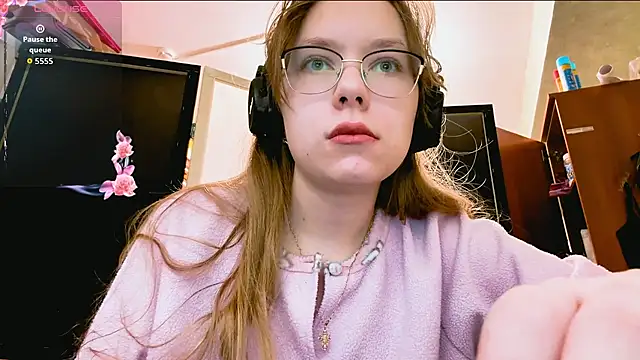 LouettaTornese online show from 12-05-25, 08:12