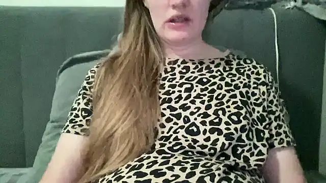 alisa kitcat online show from 01-12-26, 04:39