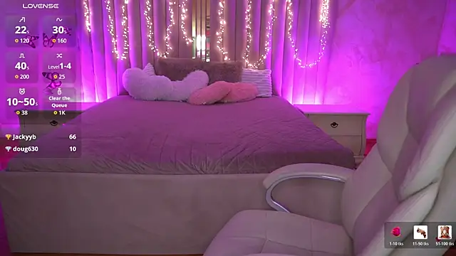 NightAylin online show from 03-09-26, 10:25