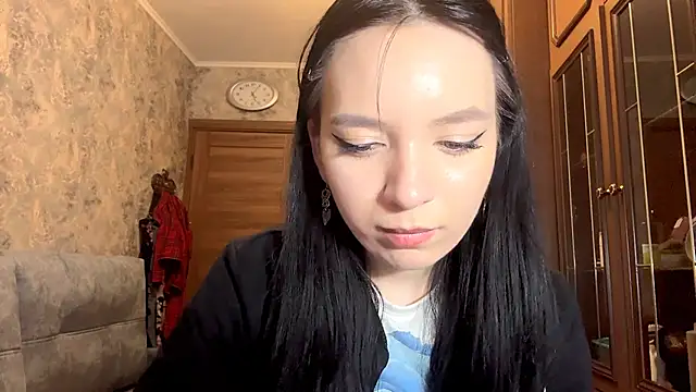 Snapshot of KiyokoEeds chatting on 12-04-25, 02:04 KiyokoEeds online show from 12-04-25, 02:04