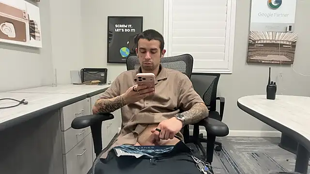 sethhtx713 online show from 04-17-26, 05:21