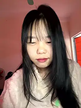 Kiee-lee online show from 01-12-26, 04:18