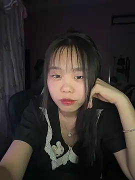 Kiee-lee online show from 04-22-26, 07:15