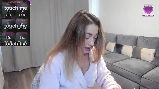 Snapshot of rossana_doll chatting on 05-19-26, 07:47 rossana doll online show from 05-19-26, 07:47