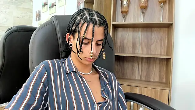 molly madisson  online show from 02-27-26, 06:30