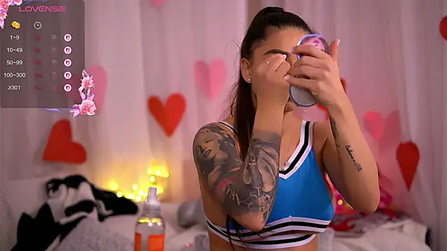 PureEllieX online show from 02-26-26, 05:50