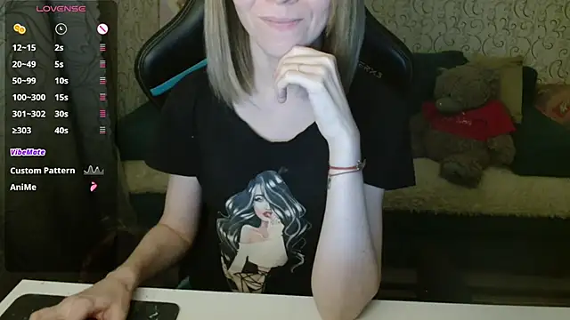 Snapshot of __Katherine___ chatting on 11-23-25, 05:02 Katherine online show from 11-23-25, 05:02