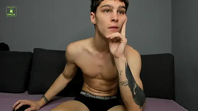 Snapshot of Adam_Porrter chatting on 12-05-25, 12:58 Adam Porrter online show from 12-05-25, 12:58