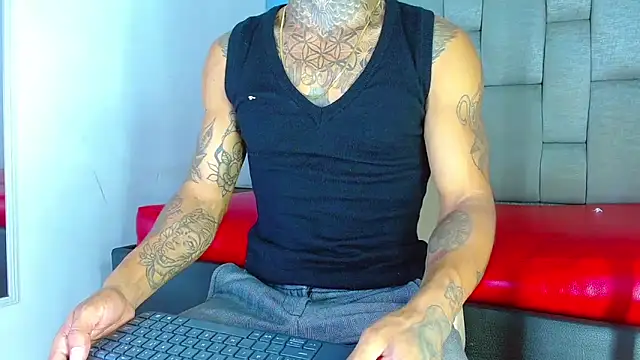Hot Latino x online show from 03-26-26, 12:44