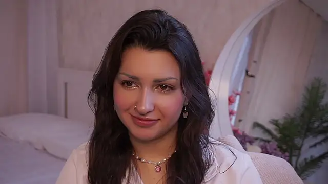 DovieMascall online show from 11-24-25, 07:41