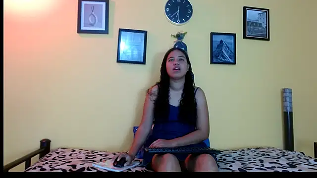 angel18evil online show from 11-25-25, 11:38