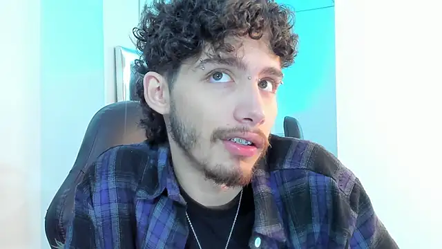 Snapshot of JojoBraando chatting on 11-29-25, 09:07 JojoBraando online show from 11-29-25, 09:07