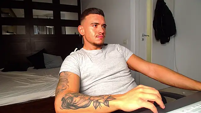 ElijahThorne online show from 03-10-26, 06:40