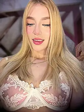 valeryfox   online show from 03-11-26, 11:00