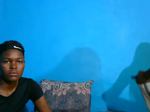 VirginPrincess06 online show from 12-14-25, 09:58