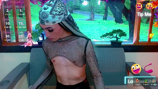 Snapshot of britanny_noroeste chatting on 12-15-25, 05:55 britanny noroeste online show from 12-15-25, 05:55