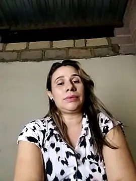 MIA-LARIOS online show from 12-23-25, 03:26